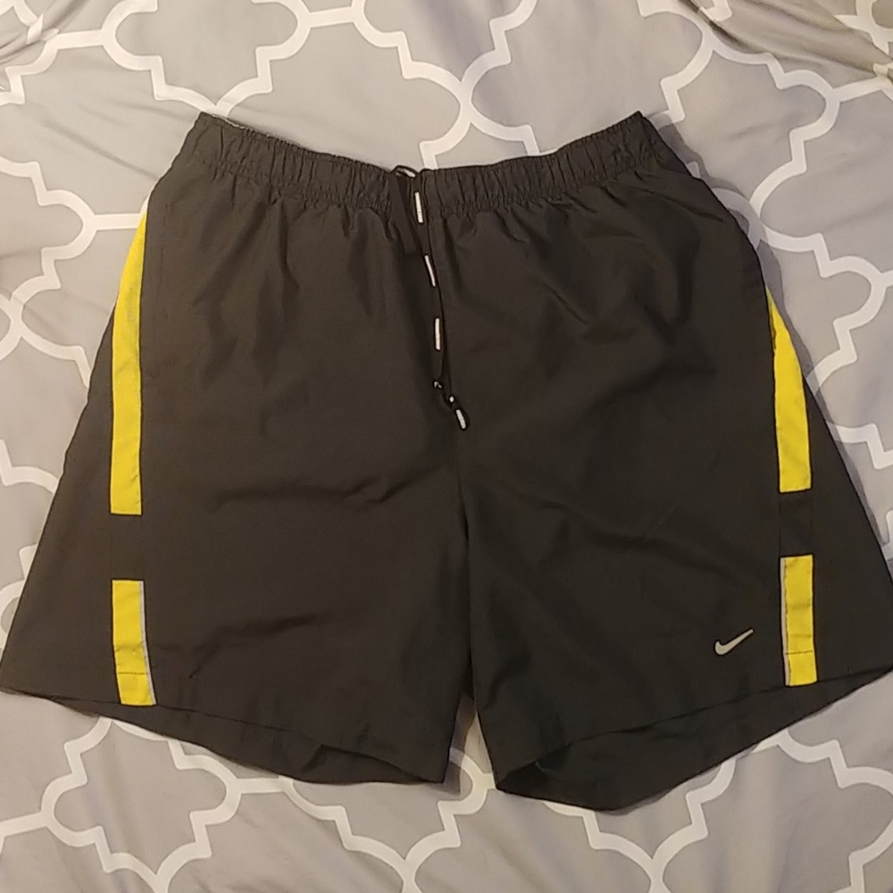 NIKE Running Dri-Fit Shorts